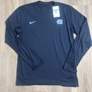 Nike Men's University if North Carolina (UNC) Dark Blue Long Sleeve Tee